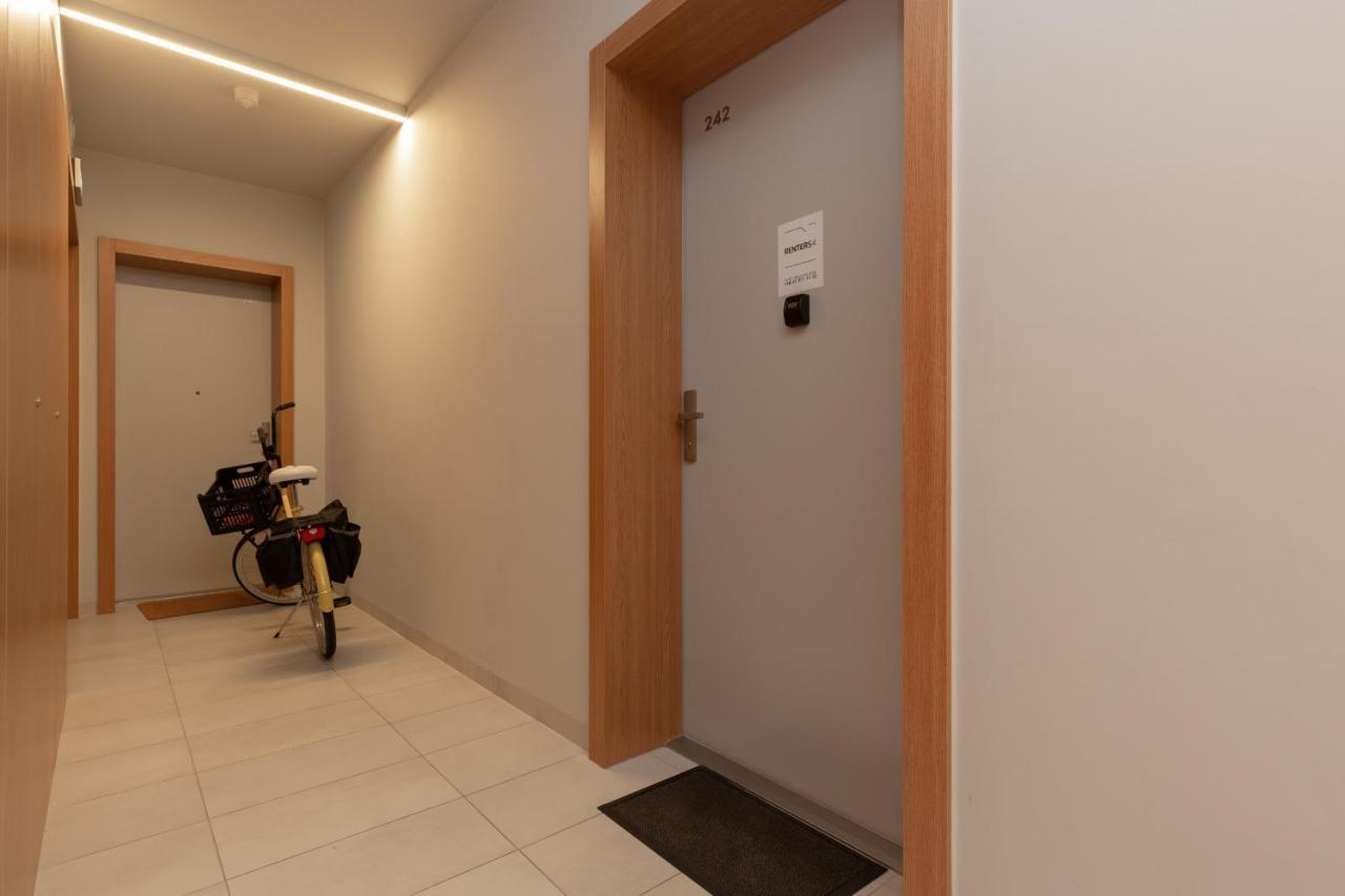 Modern Apartment With Balcony Warsaw Mokotow Aignera By Noclegi Renters Exterior foto